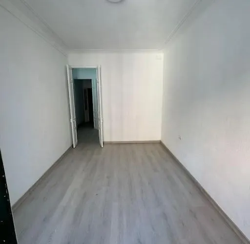 Appartamento Renovado Con Patio