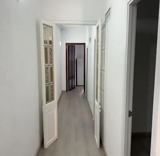 Renovado Con Patio Appartamento