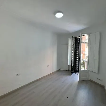 Renovado Con Patio Apartment *